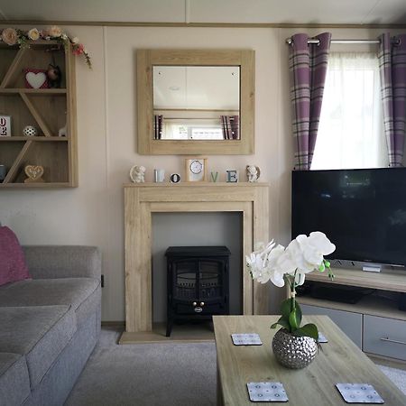 Lake Escape - Hoburne Cotswolds South Cerney Zimmer foto